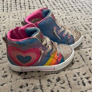 Skechers Twinkle Toes Light Up High-Top Sneakers with Heart Design toddler sz 8